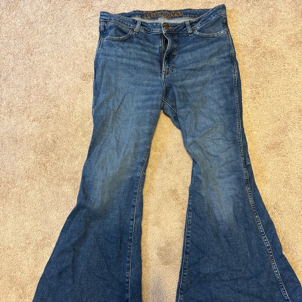 Classic Blue Flared Women's Jeans